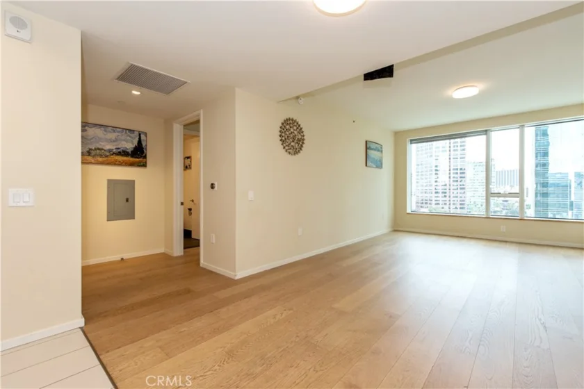 889 Francisco #1911 photo 18