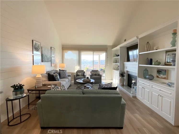 27585 Paseo Segovia photo 16