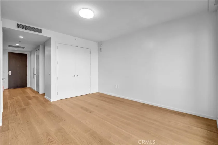 877 Francisco Street #1818 photo 10
