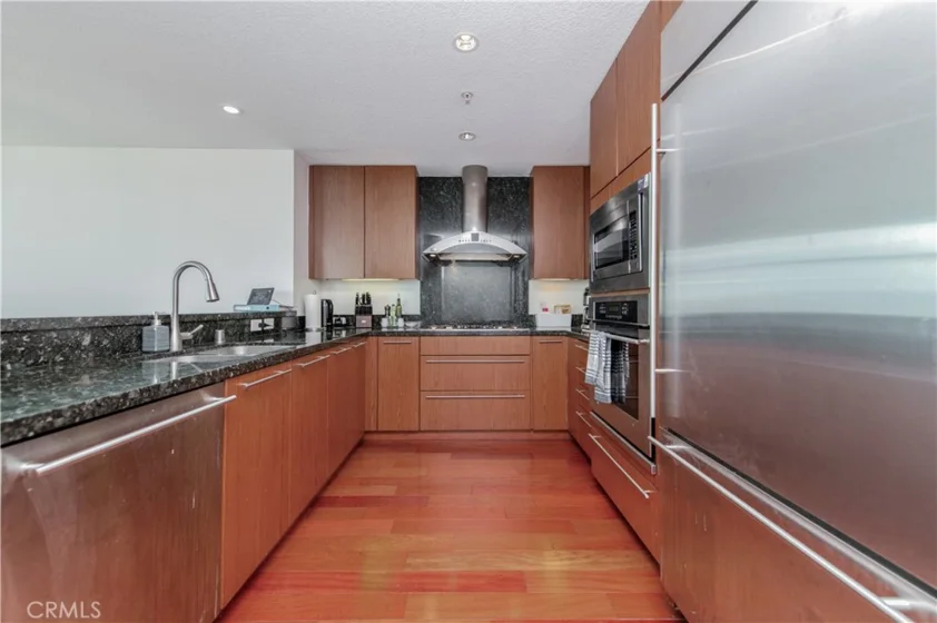 3141 Michelson Drive #1004 photo 9