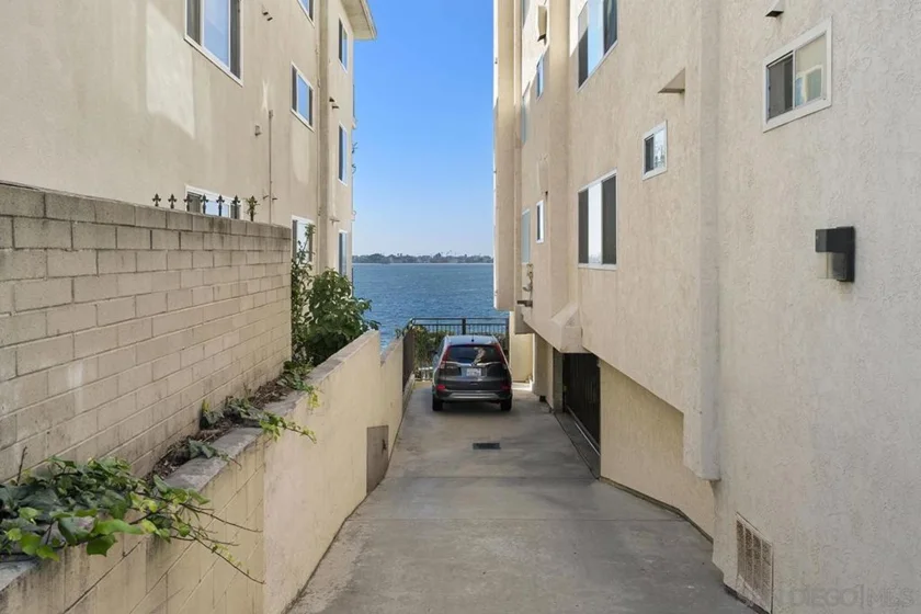 3828 Riviera Drive #2B photo 61