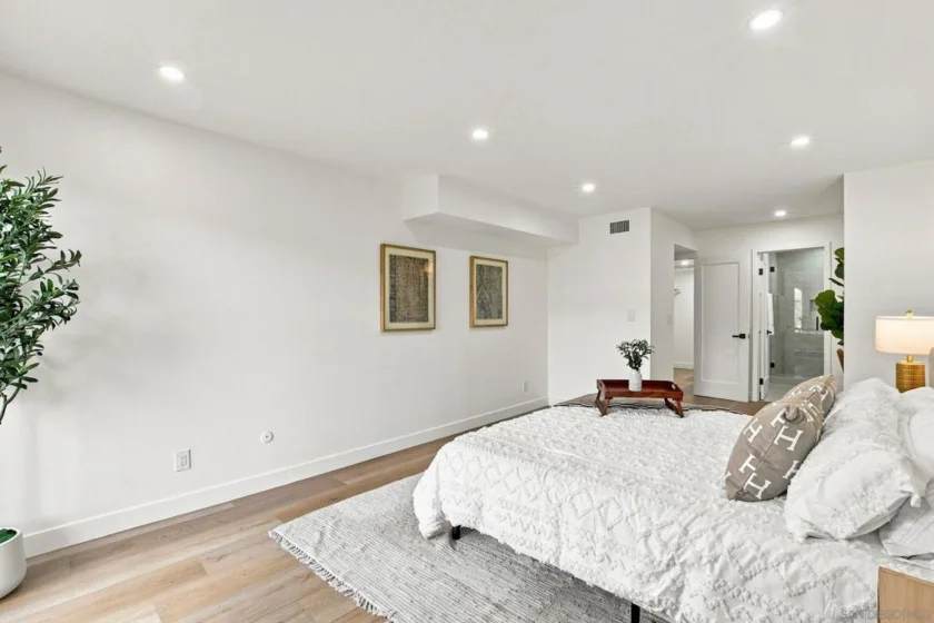 140 Walnut #4B photo 23