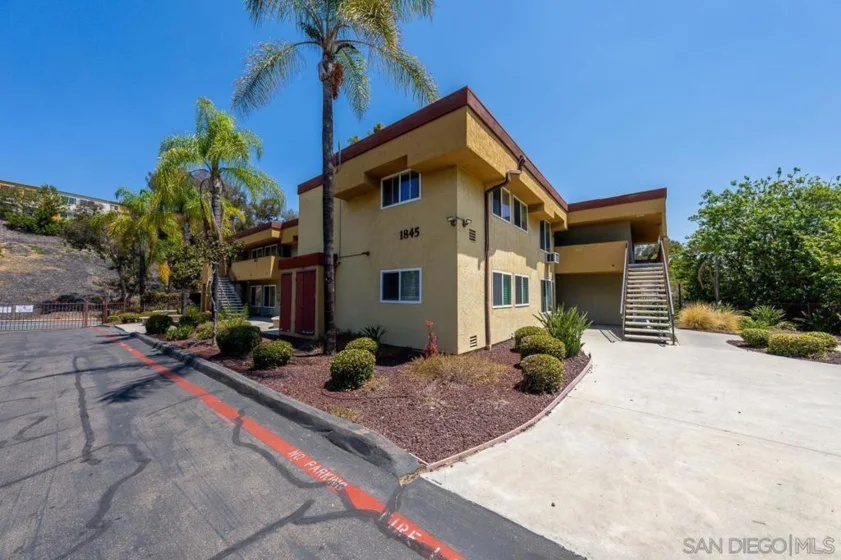 1845 Bayview Heights #99 photo 16