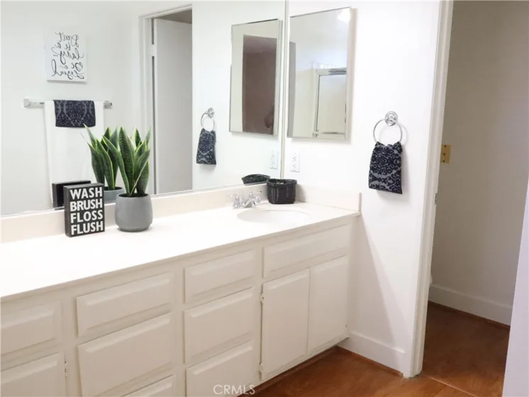 1121 San Marino Court photo 14