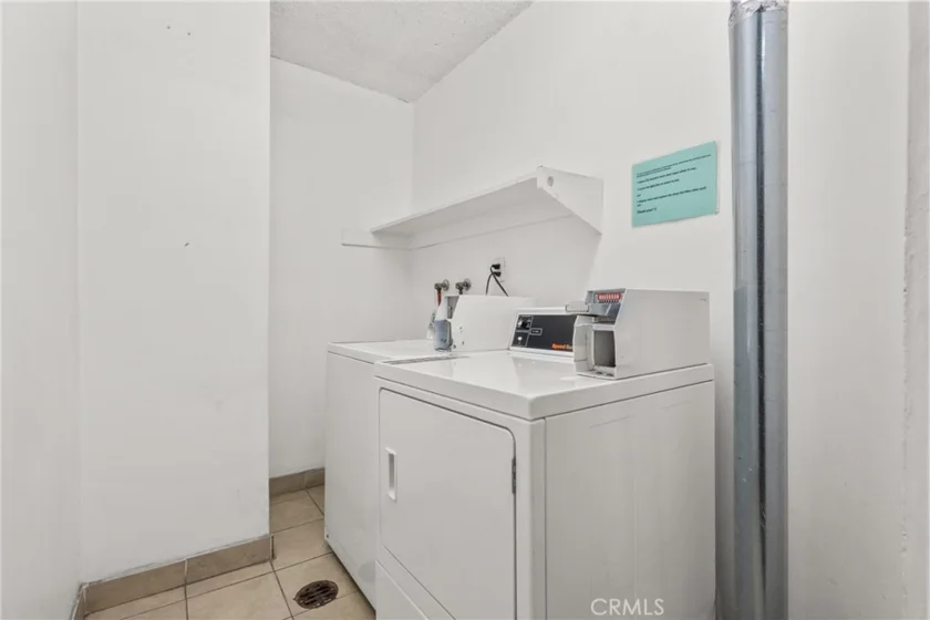 5454 Zelzah Avenue #309 photo 21