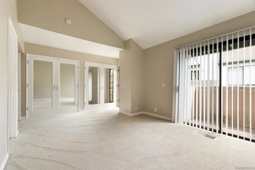 8746 Villa La Jolla Drive #51 photo 17