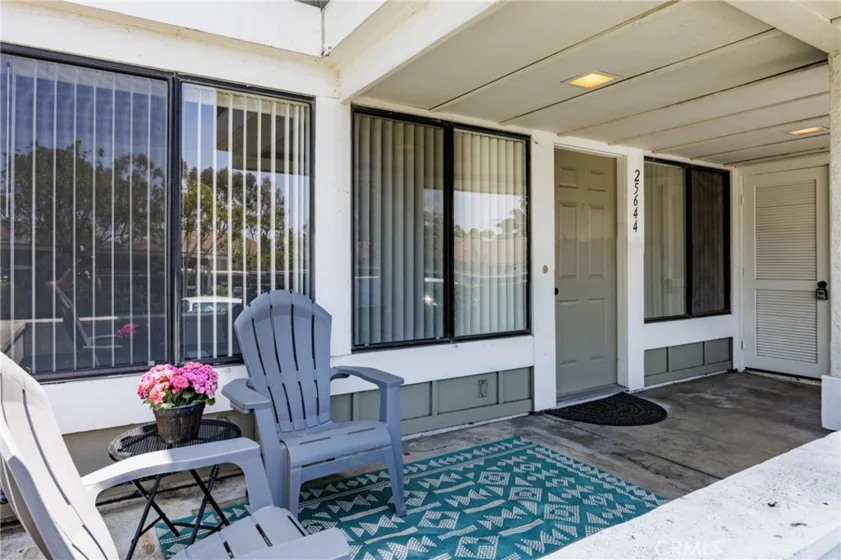 25644 Mont Pointe #1A photo 1