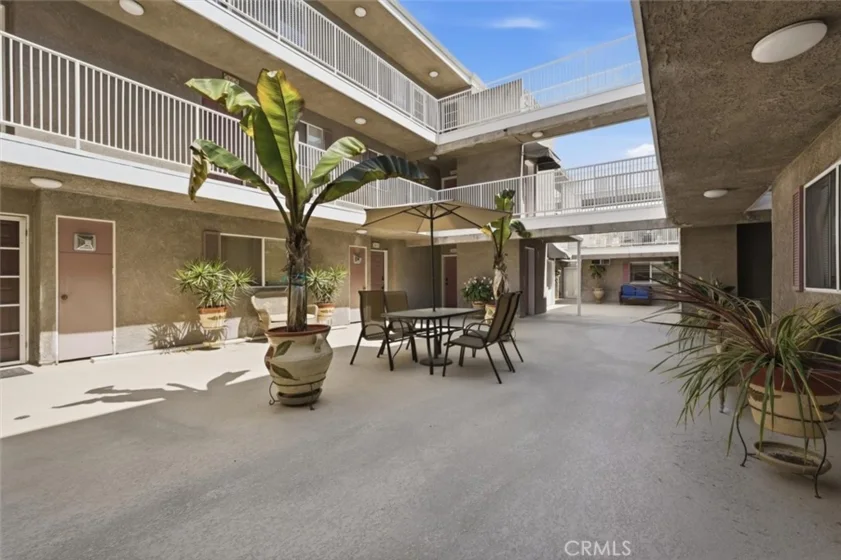 1355 Loma Avenue #310 photo 29