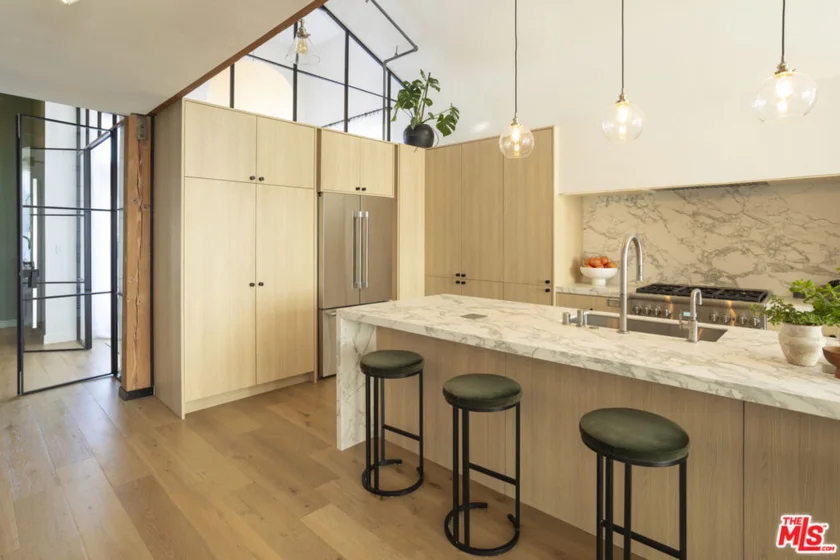 4115 Glencoe Avenue #414 photo 3