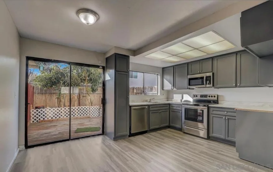 3433 Los Mochis Way photo 5