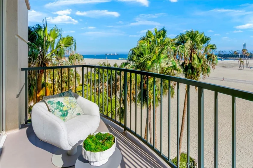 850 E Ocean Boulevard #205 photo 31