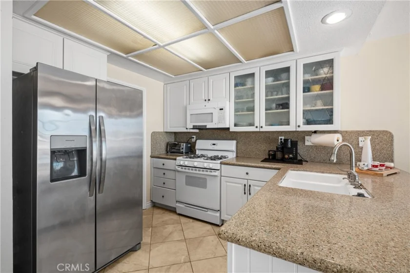 21211 Serra Vista photo 13