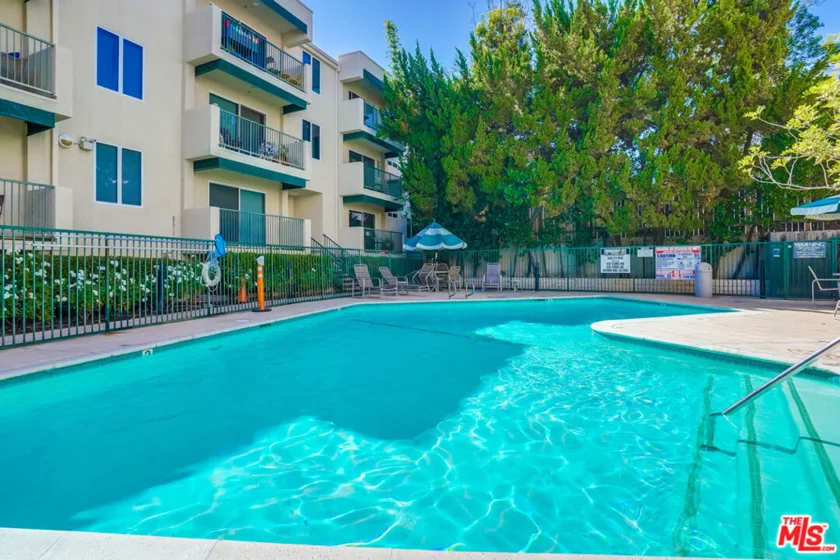4501 Cedros Avenue #102 photo 1