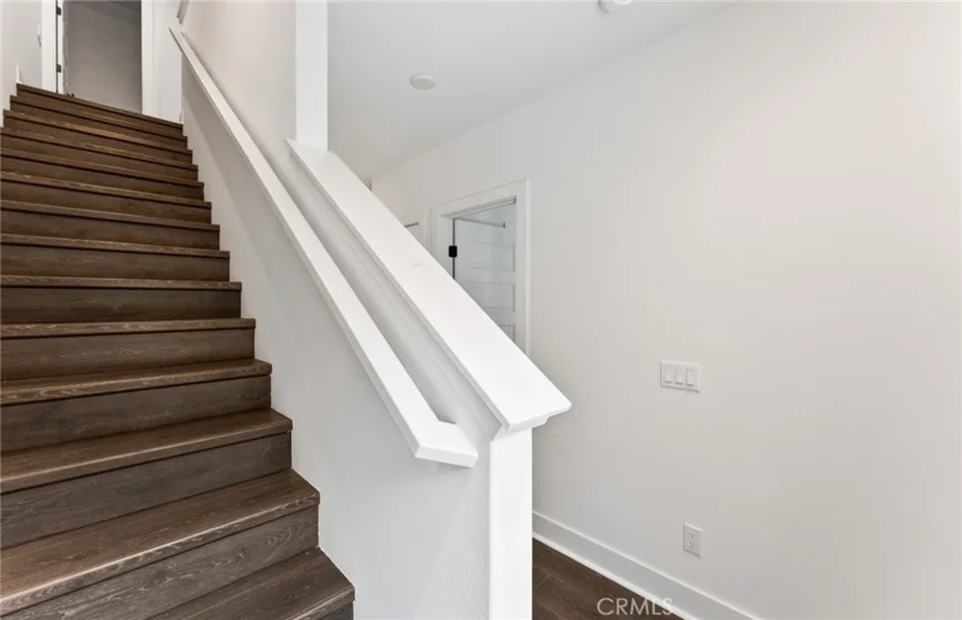 107 Sorrel Court photo 5