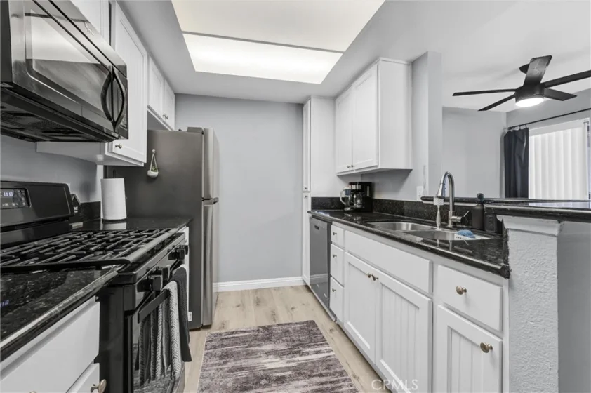 16377 Lakeshore #2B photo 10