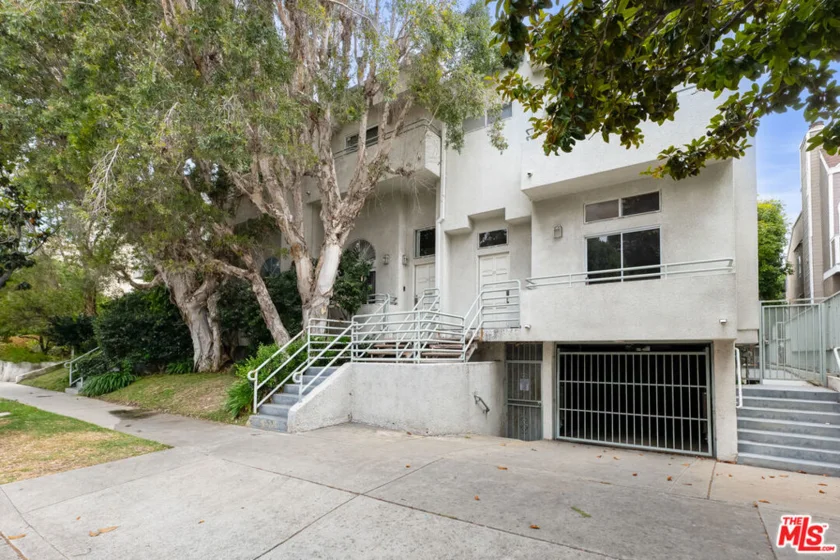 2550 S Centinela Avenue #106 photo 32