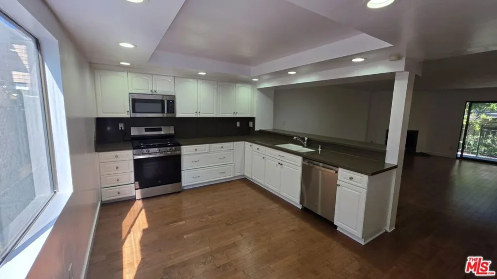 1018 6th Street #C photo 21
