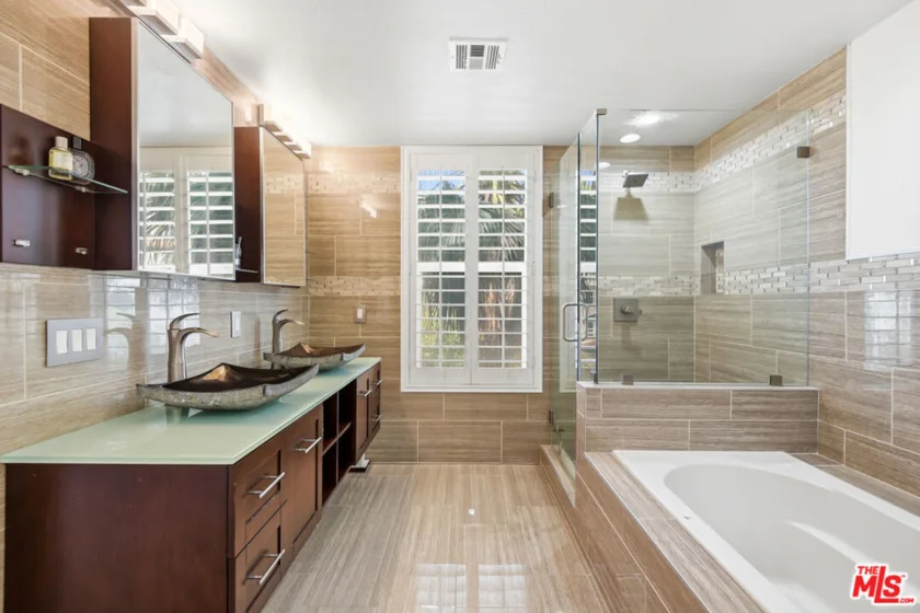 6020 Seabluff Drive #411 photo 15