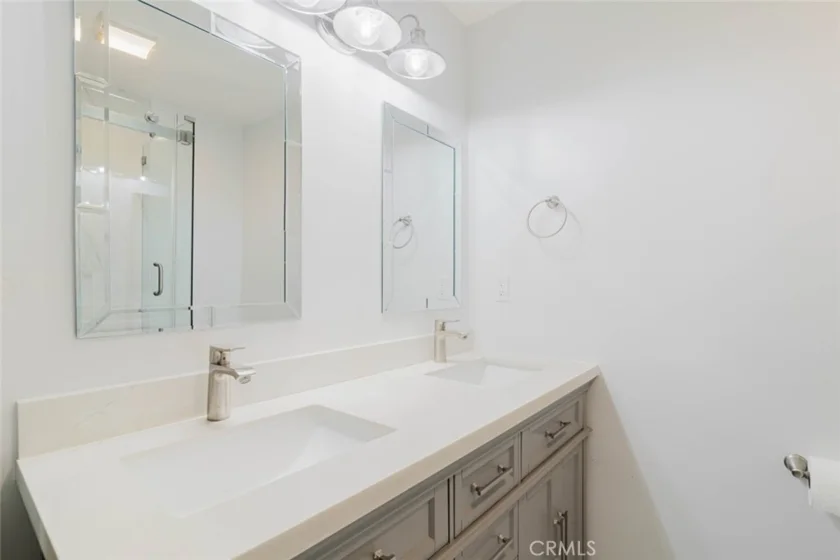 1245 Grandview Avenue #4 photo 24