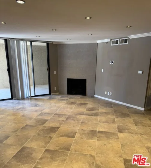 7320 Hawthorn Avenue #106 photo 13