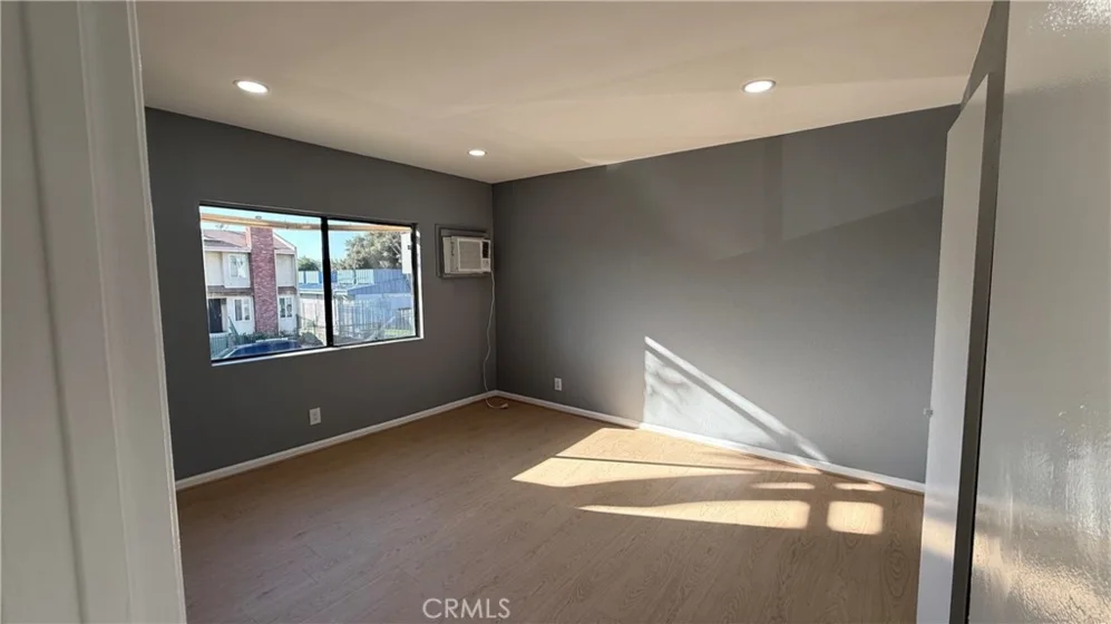 9054 Willis Avenue #21 photo 8