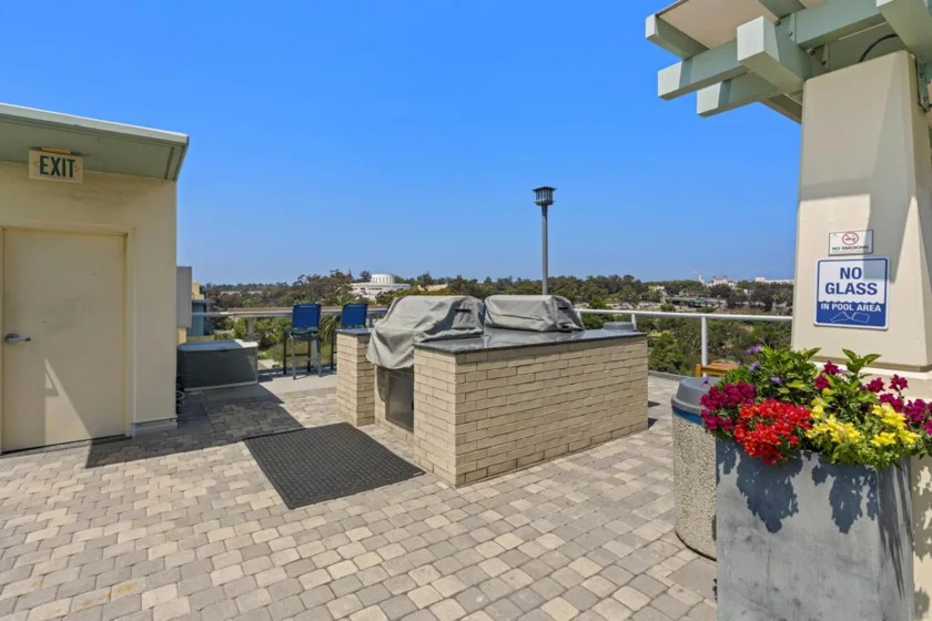 850 Beech Street #908 photo 58