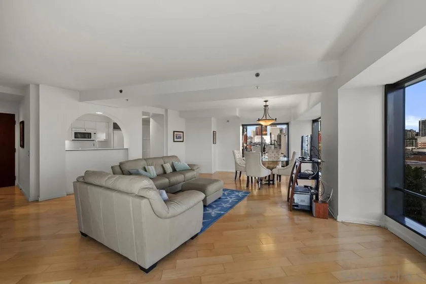 100 Harbor Drive #906 photo 3