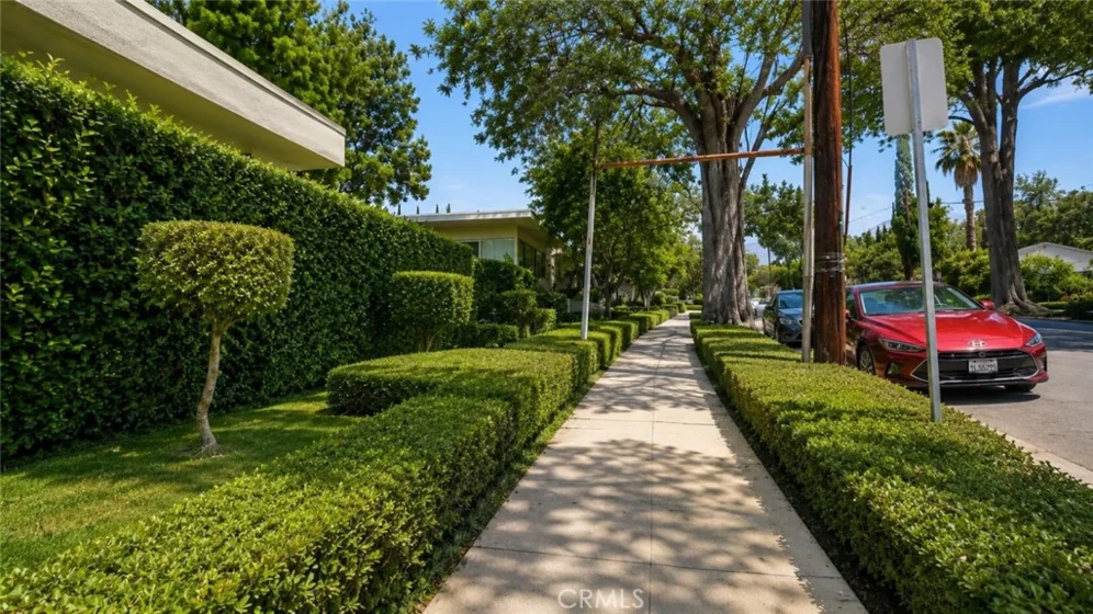395 Cliff Drive #106 photo 4