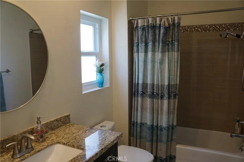11225 Peach Grove Street #202 photo 17