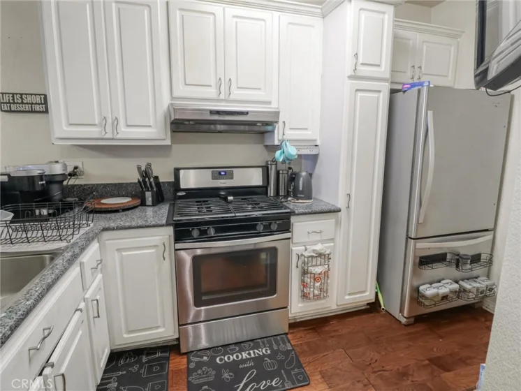 555 Maine Avenue #219 photo 5
