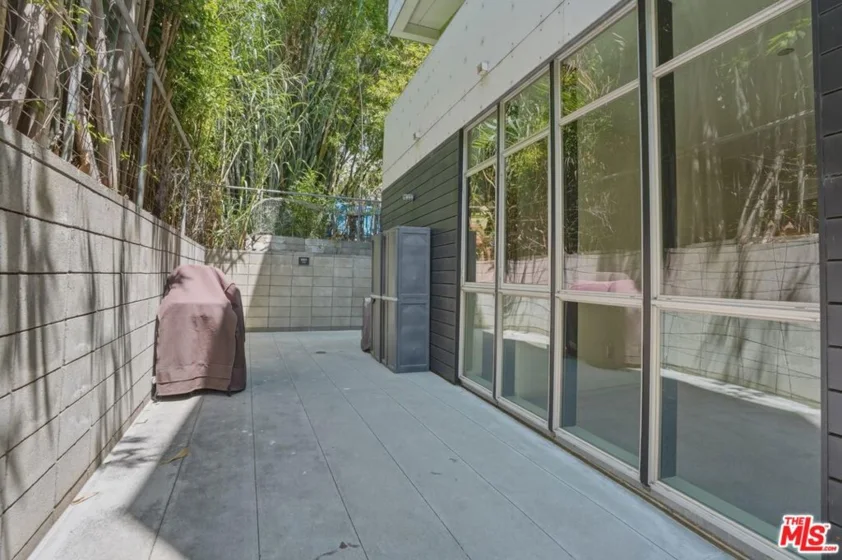 825 N Kings Road #1 photo 26