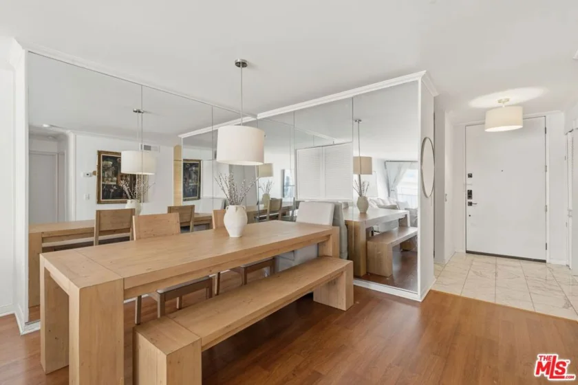 10751 Wilshire Boulevard #1206 photo 14