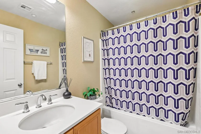 5444 Zeil Place photo 27