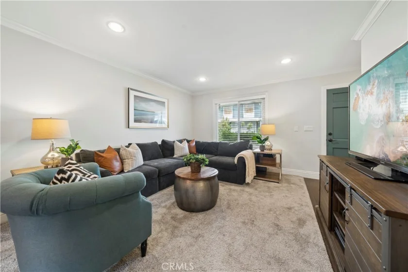 2414 Niagara photo 14