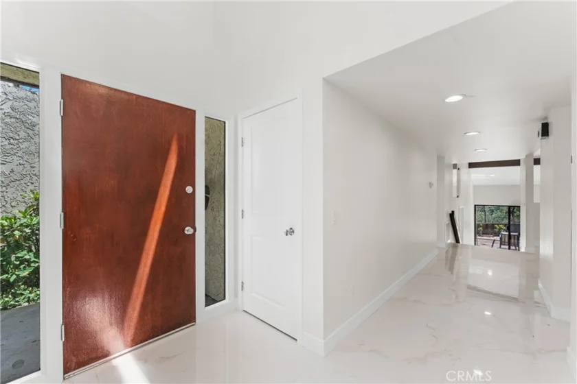 77 Barmore Court photo 35