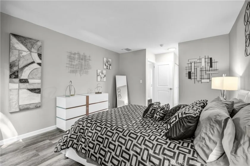 950 N Kings Road #103 photo 16