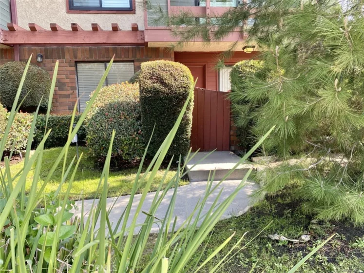 4524 Tujunga Avenue #2 photo 1