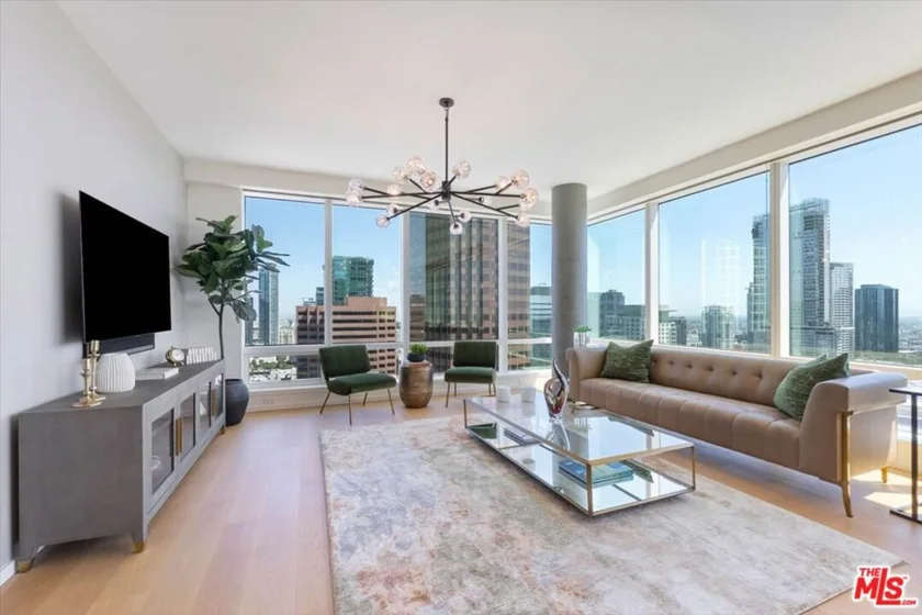 877 Francisco Street #2809 photo 31