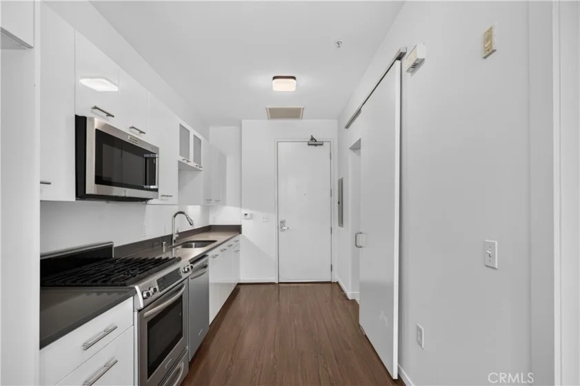 238 S Arroyo Parkway #303 photo 12