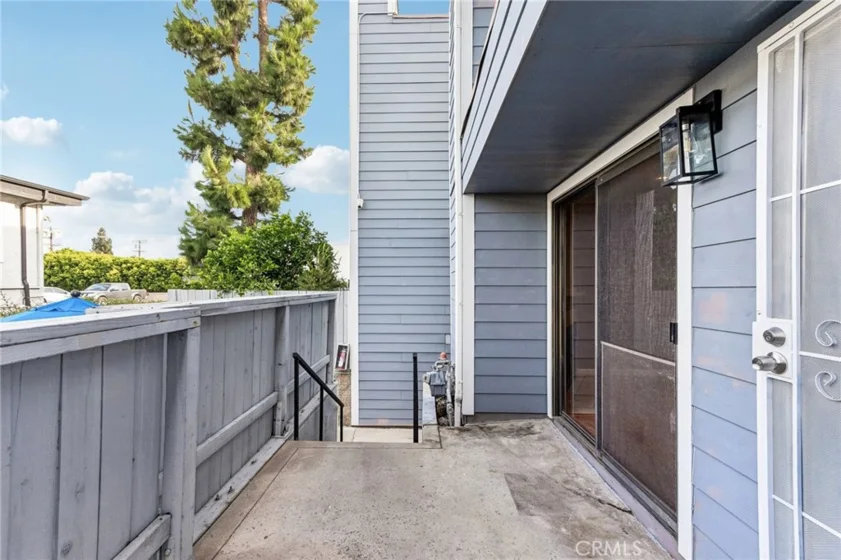 15113 Saticoy Street #25 photo 1