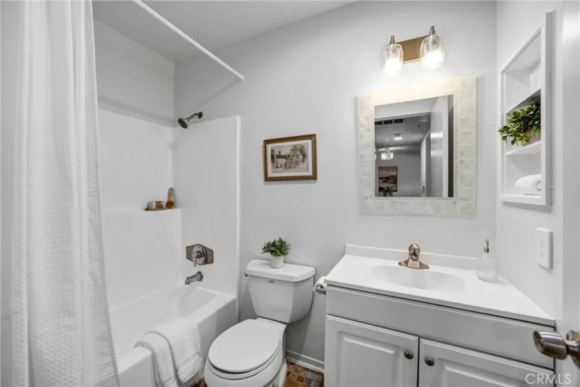 430 N Holliston #104 photo 26