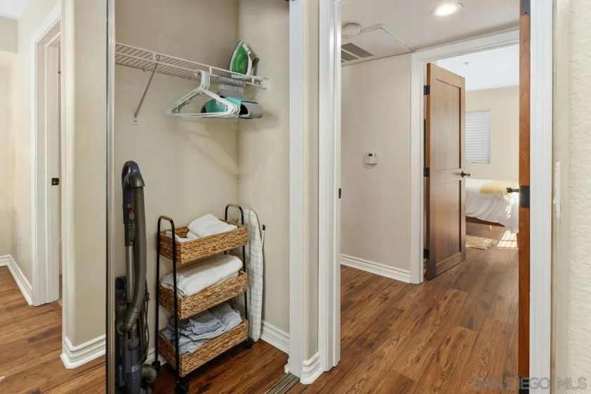 801 W Hawthorn Street #301 photo 14