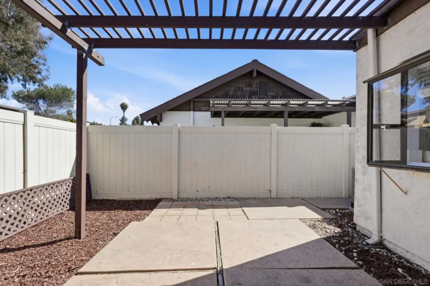 6795 Parkside photo 10