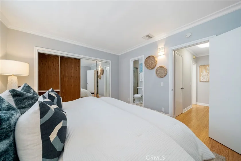 923 17th Street #4 photo 15