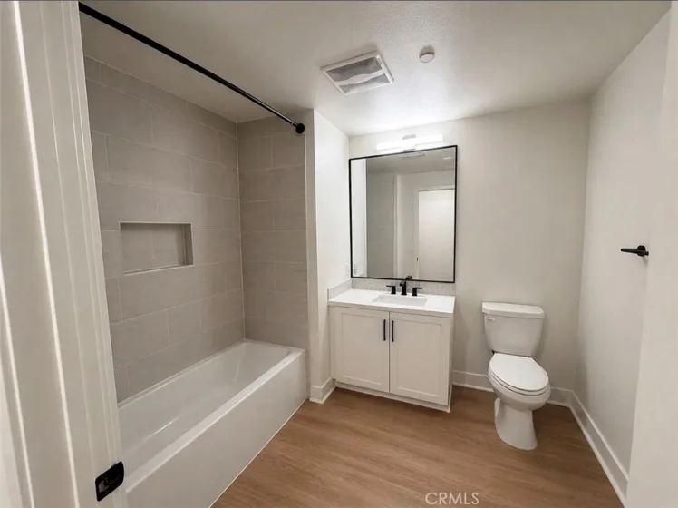 414 Main St Unit 210 photo 25