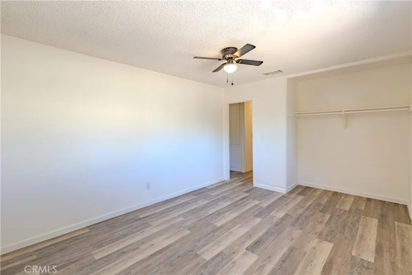 3485 Columbia photo 17