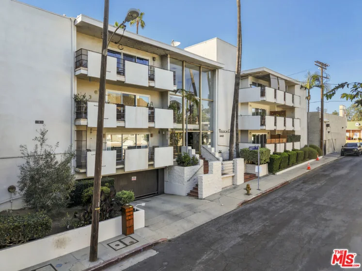 4445 Cartwright Avenue #111 photo 2