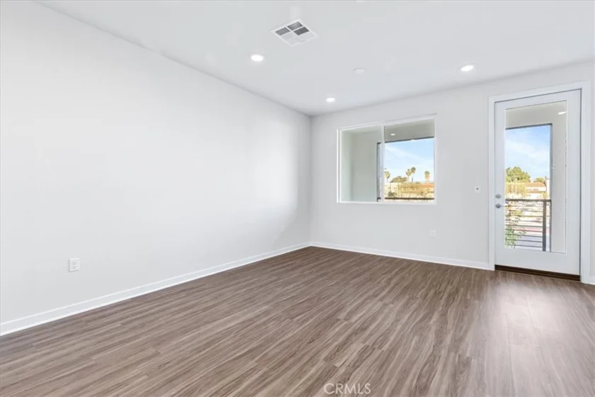 3514 Van Buren Boulevard photo 4