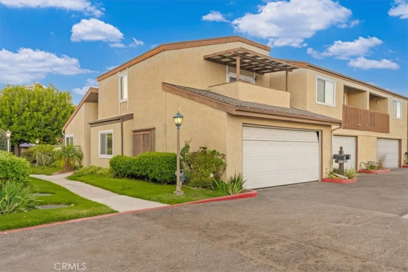 13951 Nadia Way #5 photo 2