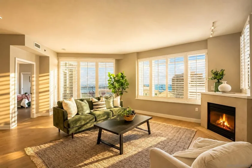 700 W Harbor Drive #1805 photo 3